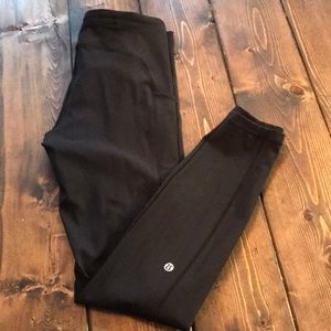 Lululemon Speed up Tight 28’ size 8